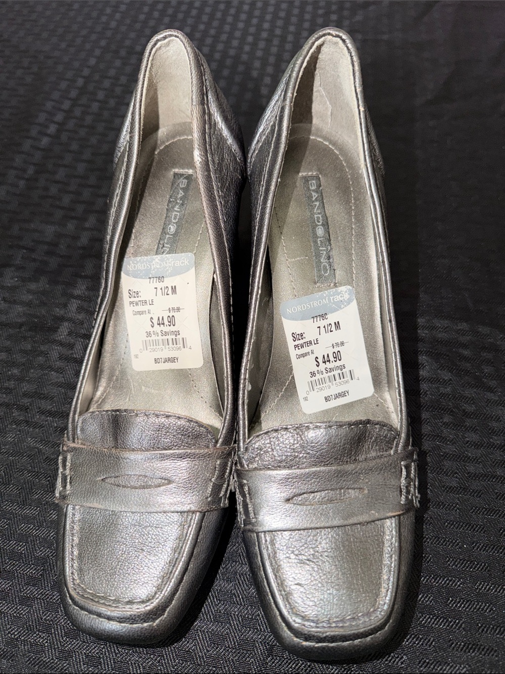 Bandolino Metallic Pewter Leather heels